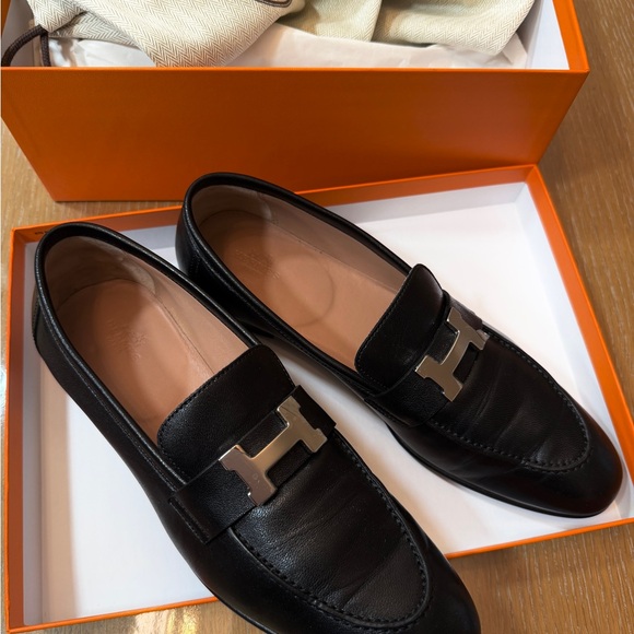 Hermes Paris loafers Stickers Still Attached Women’s Mint Condition - Picture 2 of 15